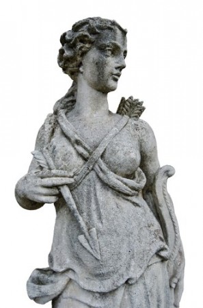 Escultura da deusa Ártemis. Foto: mubus7 / Shutterstock.com