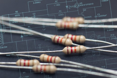 Resistores. Foto: Francisco Javier Gil / Shutterstock.com