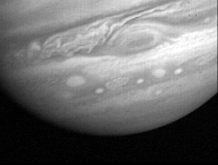 Animação com 66 fotografias capturadas ao longo de 60 dias Jupiterianos, pela sonda Voyager 1, em 1979. Créditos: NASA.