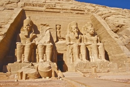 Templo de Abu Simbel. Foto: Sphinx Wang / Shutterstock.com