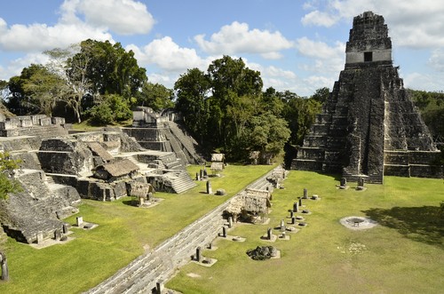 Ruínas de Tikal, Guatemala. Foto: Simon Dannhauer / Shutterstock.com