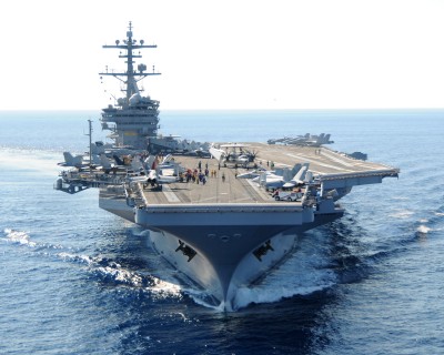 Porta aviões nuclear USS George H.W. Bush (CVN-77).