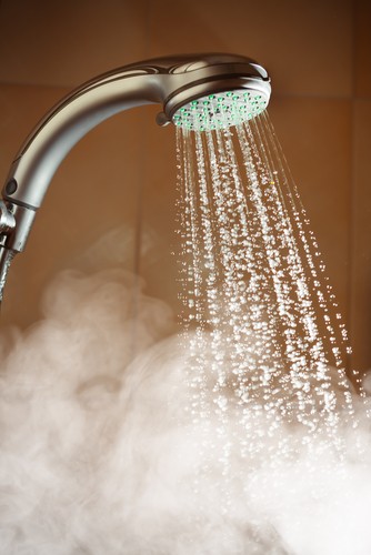 Vapor de água. Foto: nikkytok / Shutterstock.com