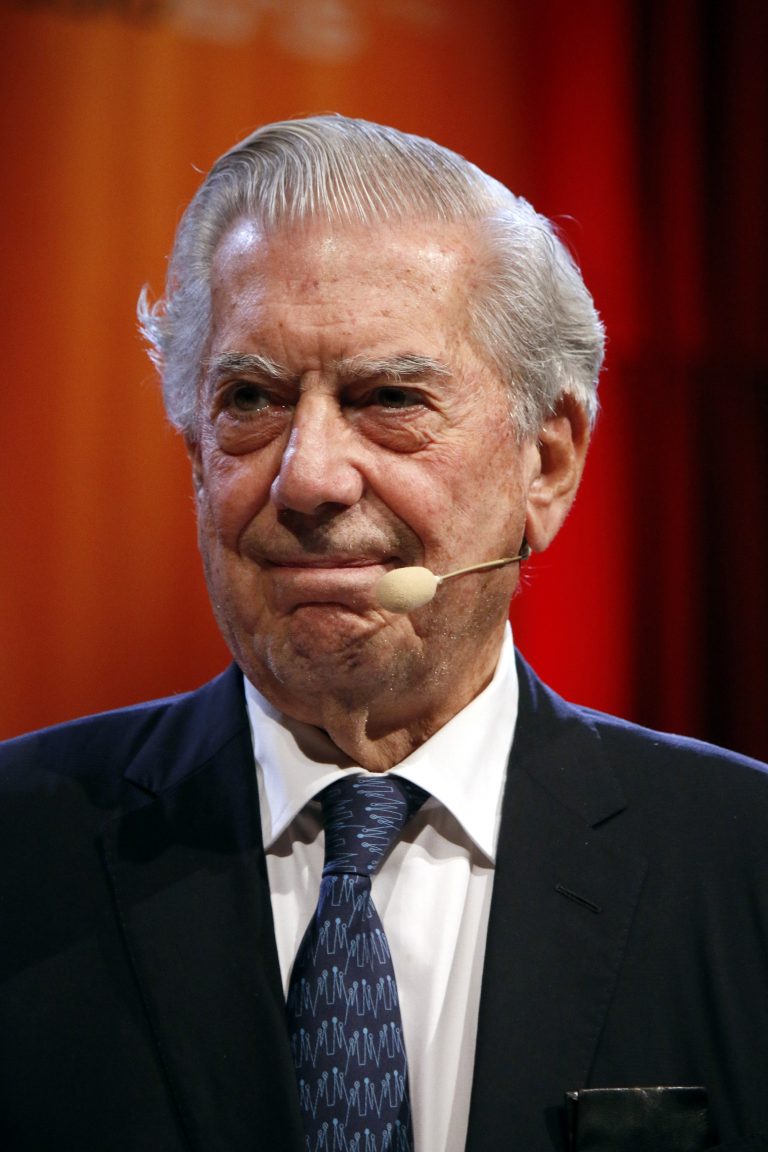 Mario Vargas Llosa Biografia do escritor peruano InfoEscola Mario Vargas Llosa Biografia do escritor peruano InfoEscola