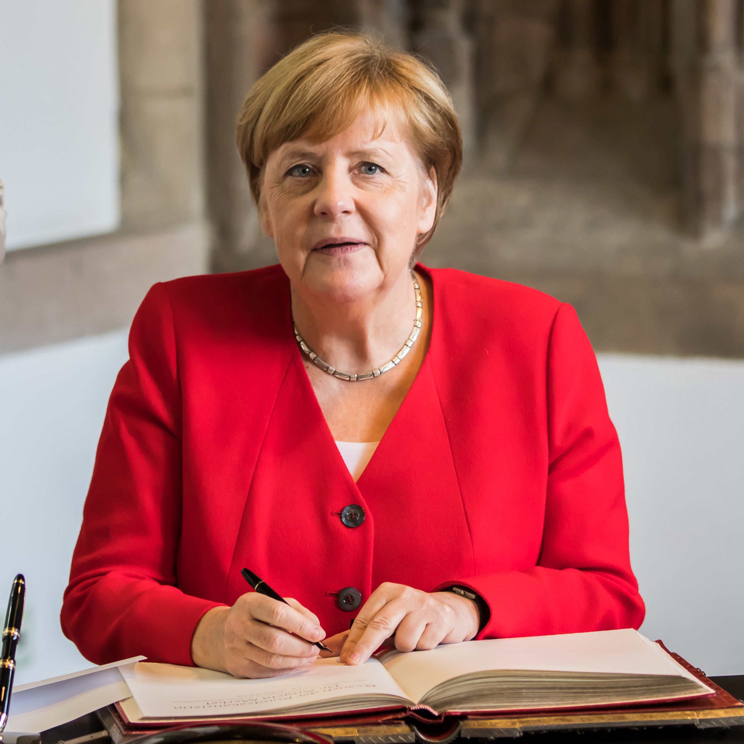 angela merkel biography in german